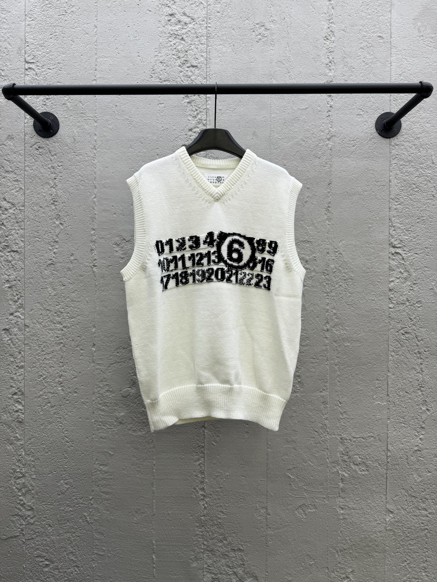 메종 마르지엘라  Maison Margiela   조끼  XC-789056