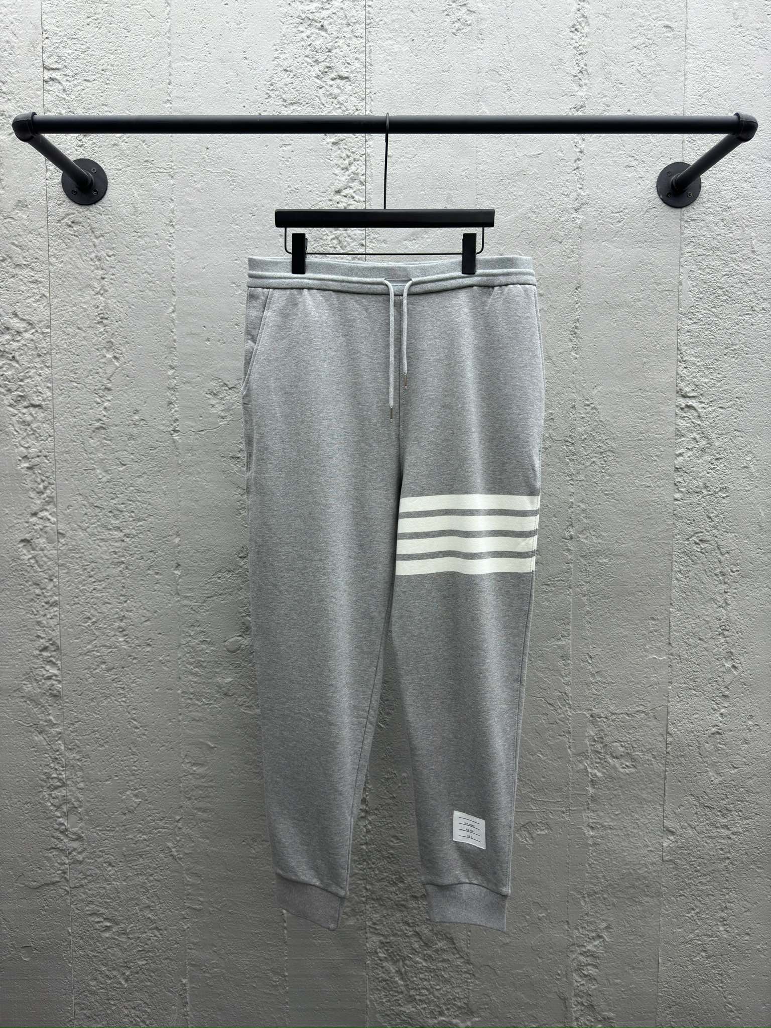 톰브라운 THOM BRKWNE  바지 XC-789091